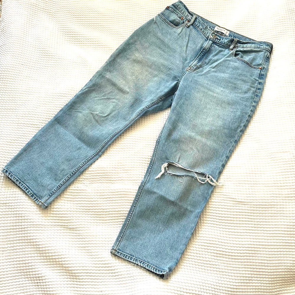 Abercrombie &z Fitch The Ankle Straight Ultra High Rise size 16R